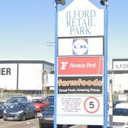 Councillors approved outline plans for a development on the site of Ilford Retail Park.